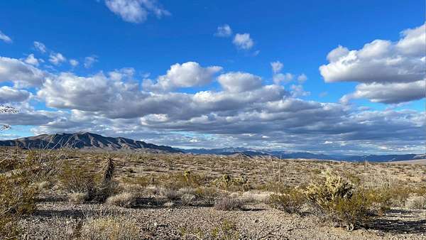 5 Acres of Land for Sale in Meadview, Arizona