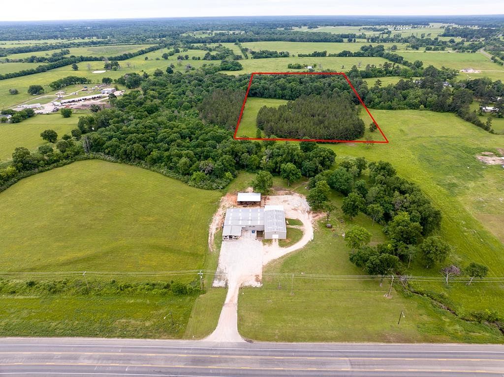 15 Acres of Land for Sale in Crockett, Texas