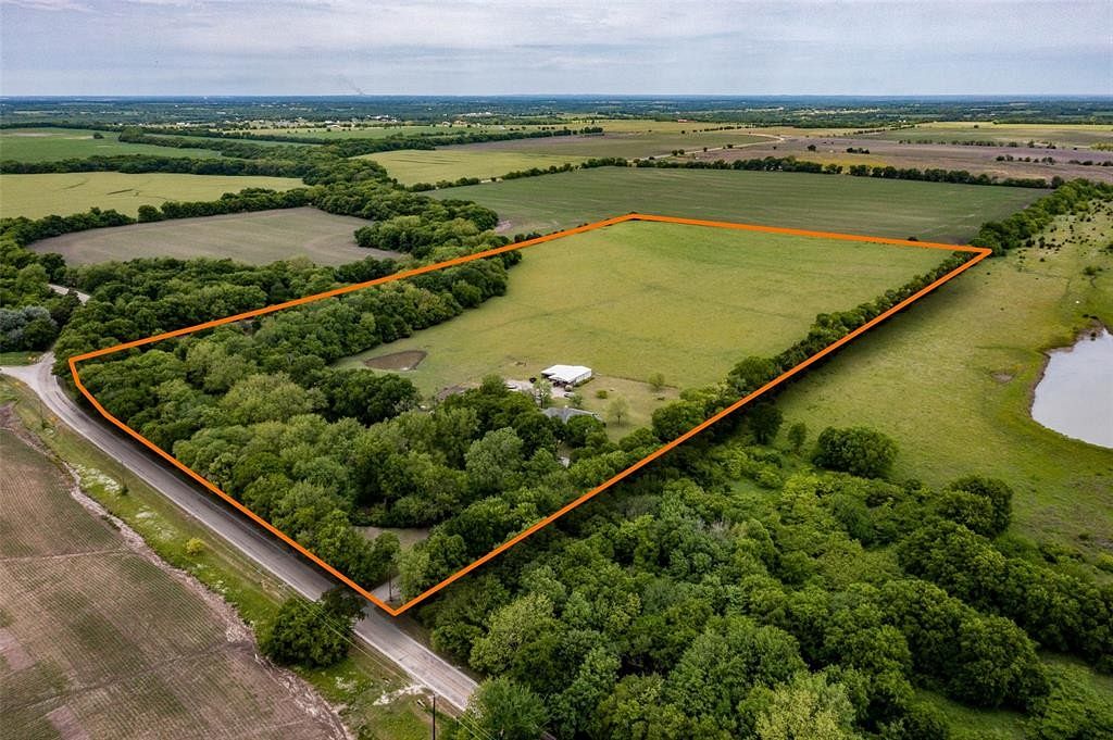 39.2 Acres of Land with Home for Sale in Whitewright, Texas