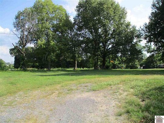 5 Acres of Commercial Land for Sale in Paducah, Kentucky