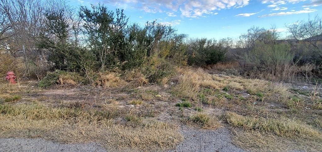 0.69 Acres of Residential Land for Sale in Eagle Pass, Texas