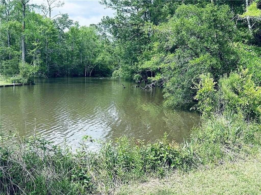 1.523 Acres of Land for Sale in Bayou La Batre, Alabama