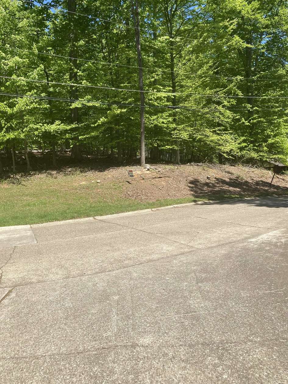 0.37 Acres of Residential Land for Sale in Huntington, West Virginia