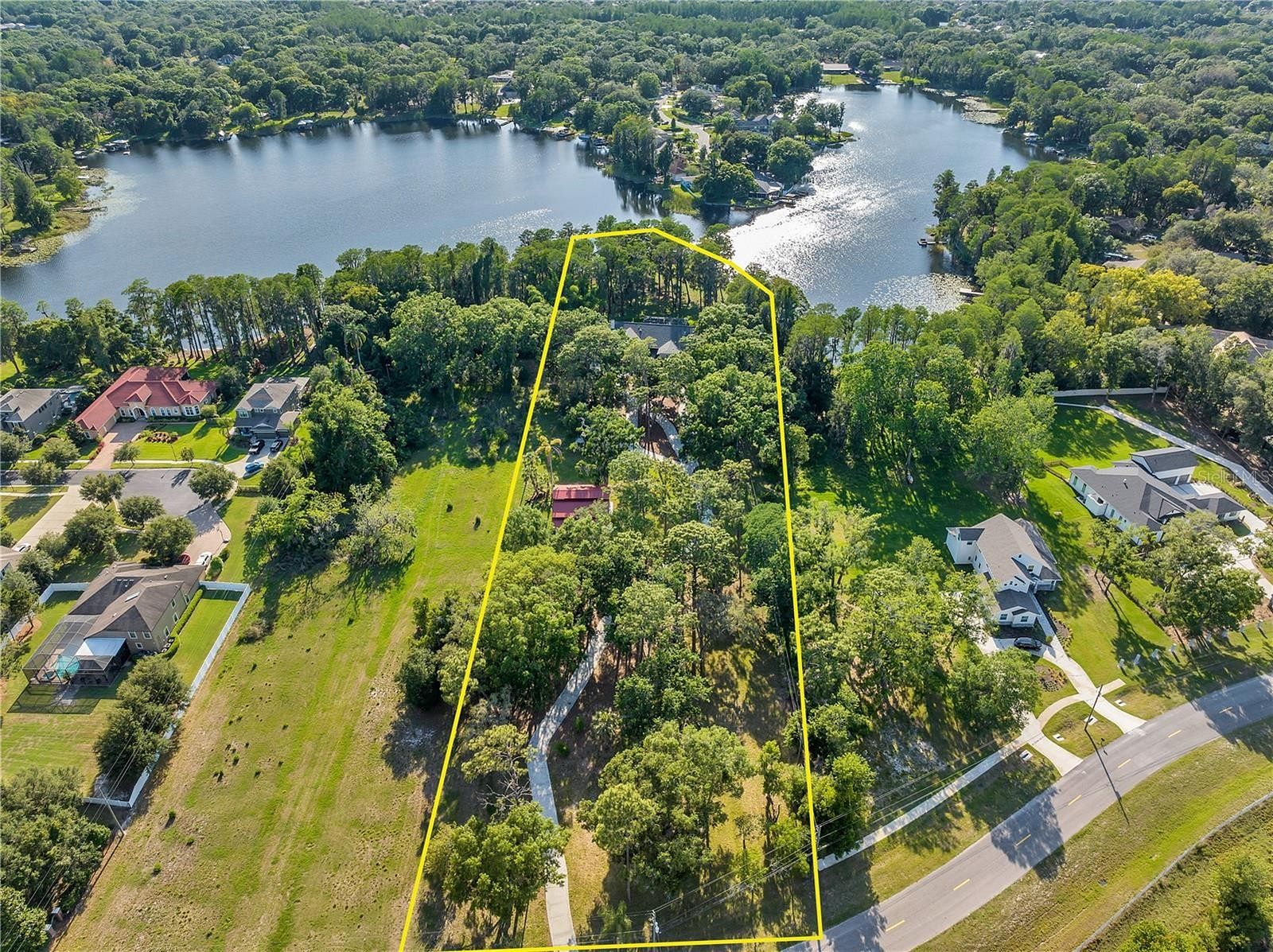 3.2 Acres of Residential Land with Home for Sale in Tampa, Florida
