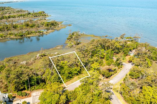0.33 Acres of Land for Sale in Pine Knoll Shores, North Carolina