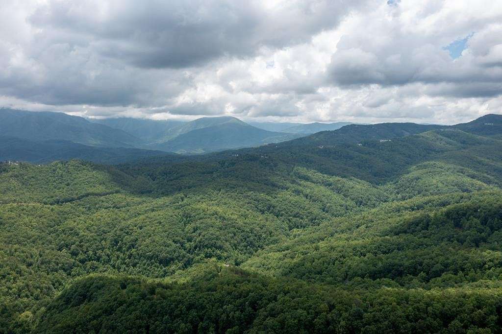 1.1 Acres of Residential Land for Sale in Gatlinburg, Tennessee