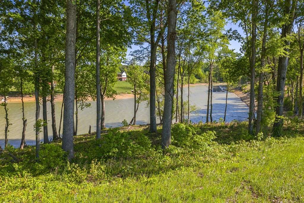 0.71 Acres of Residential Land for Sale in Baneberry, Tennessee