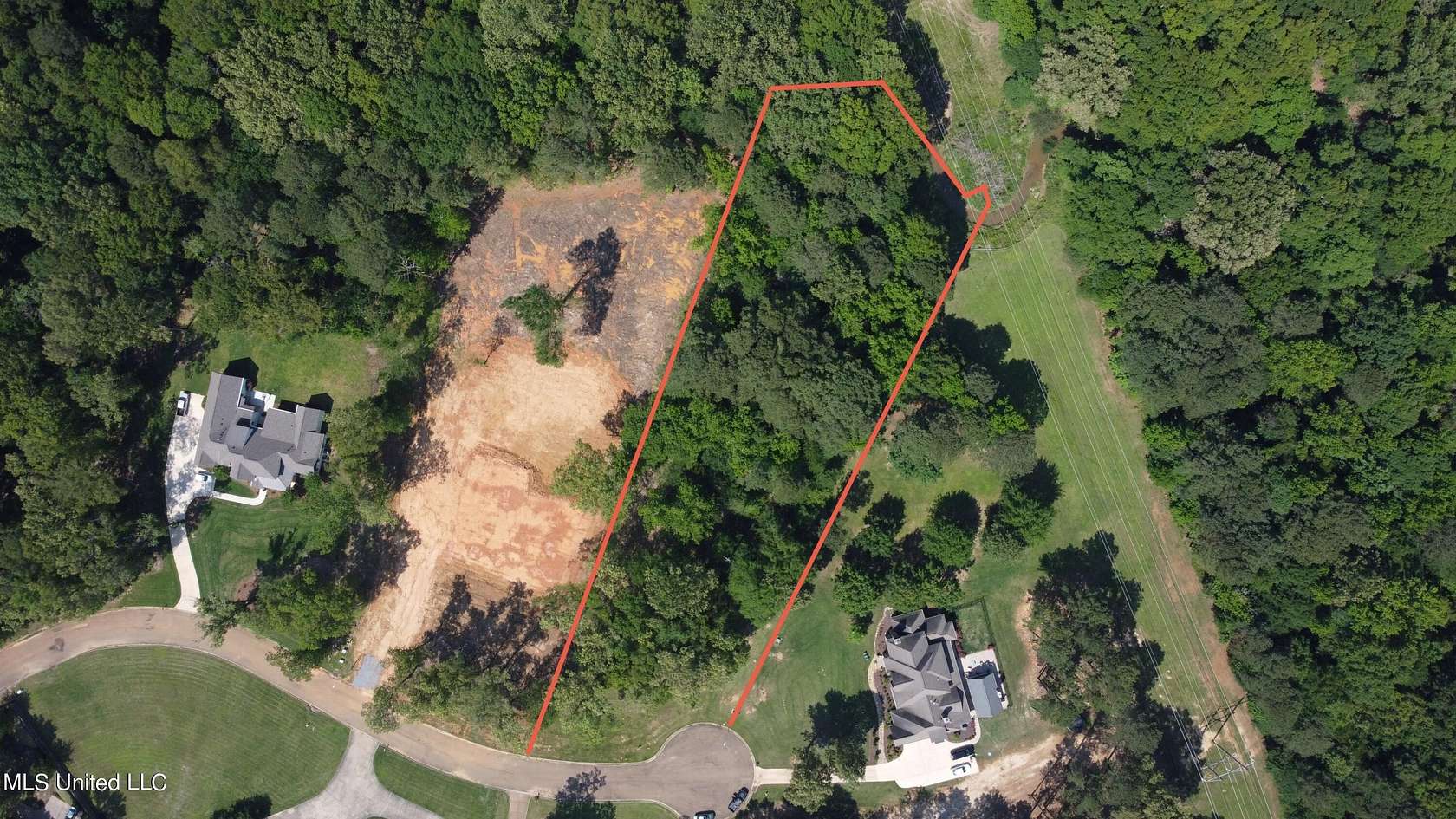 2 Acres of Residential Land for Sale in Madison, Mississippi