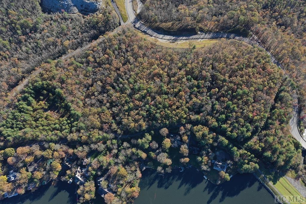 Residential Land for Sale in Lake Toxaway, North Carolina