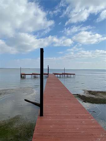 1 Acre of Residential Land for Sale in Kemp, Texas