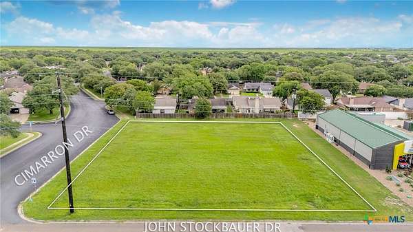 0.86 Acres of Mixed-Use Land for Sale in Victoria, Texas