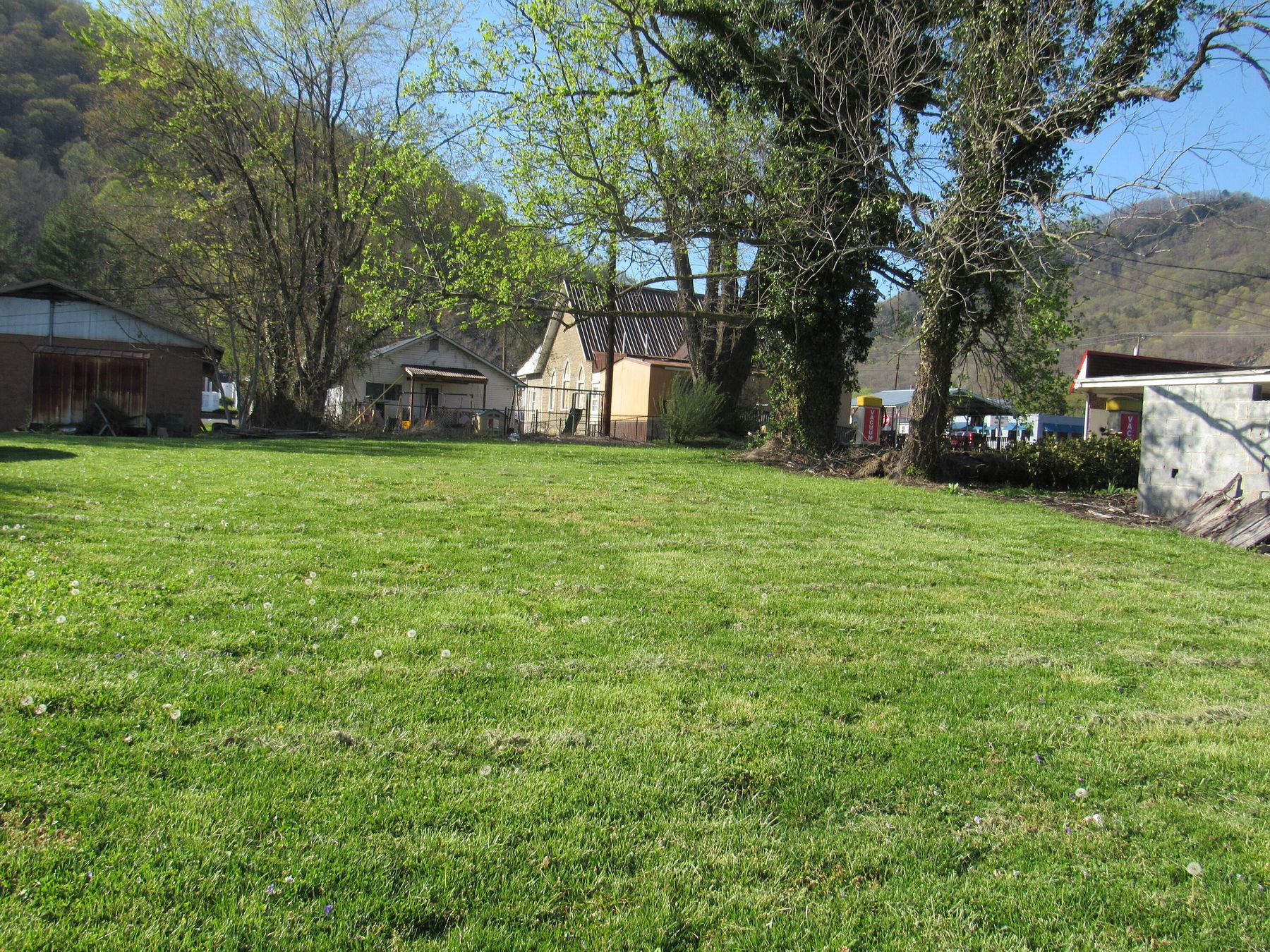 0.32 Acres of Residential Land for Sale in Big Stone Gap, Virginia