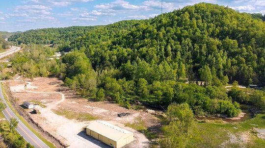 15 Acres of Commercial Land for Sale in Slade, Kentucky