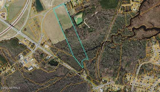 27.6 Acres of Agricultural Land for Sale in Chocowinity, North Carolina