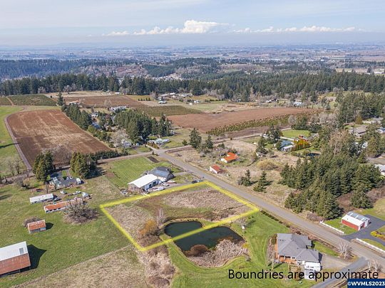 1.5 Acres of Land for Sale in Silverton, Oregon