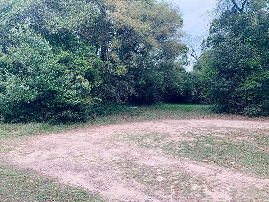 0.92 Acres of Commercial Land for Sale in Mobile, Alabama