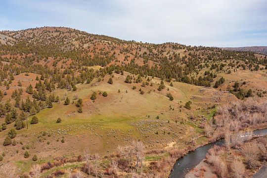 3,737 Acres of Recreational Land & Farm for Sale in John Day, Oregon