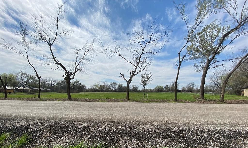0.28 Acres of Residential Land for Sale in Tolar, Texas