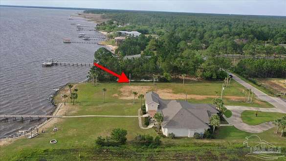 0.82 Acres of Residential Land for Sale in Milton, Florida