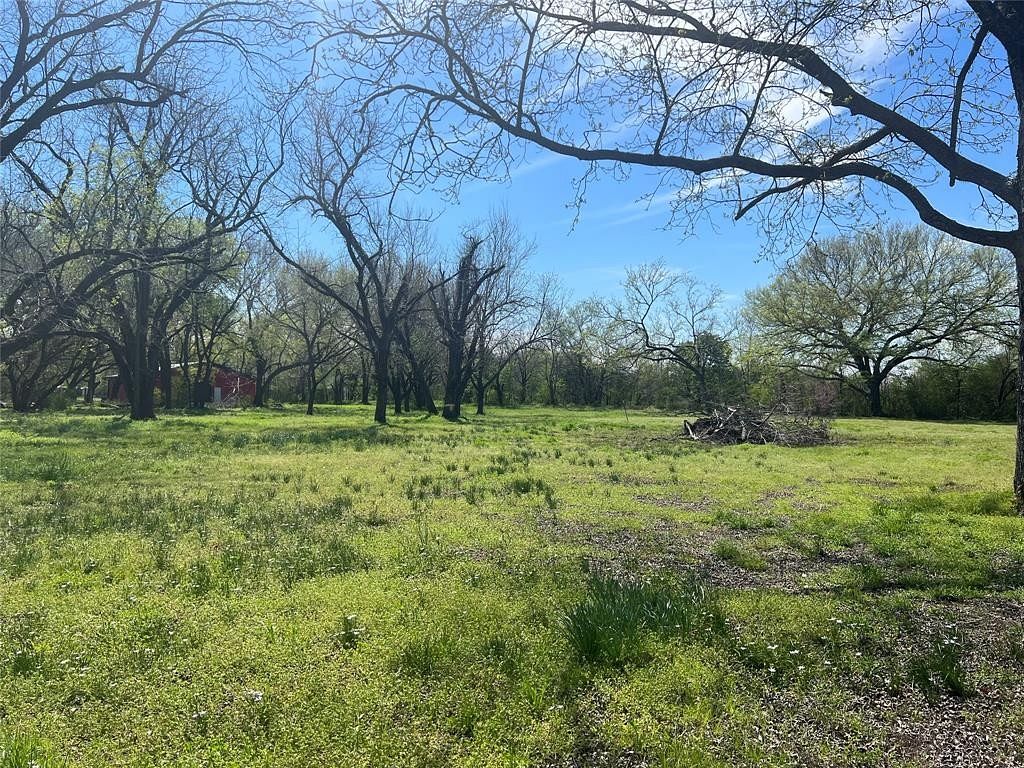 1.3 Acres of Residential Land for Sale in Ravenna, Texas
