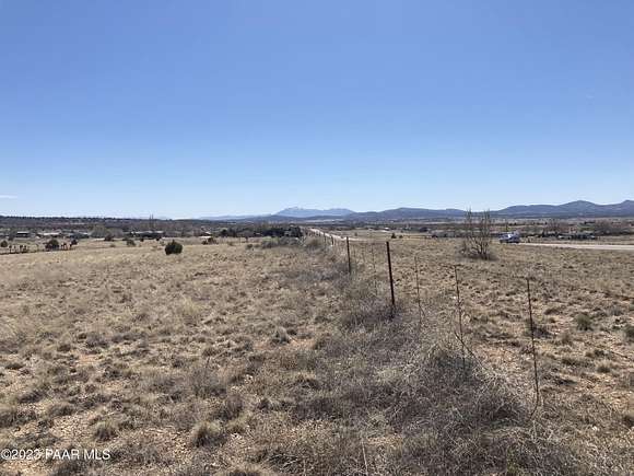 10.2 Acres of Mixed-Use Land for Sale in Paulden, Arizona