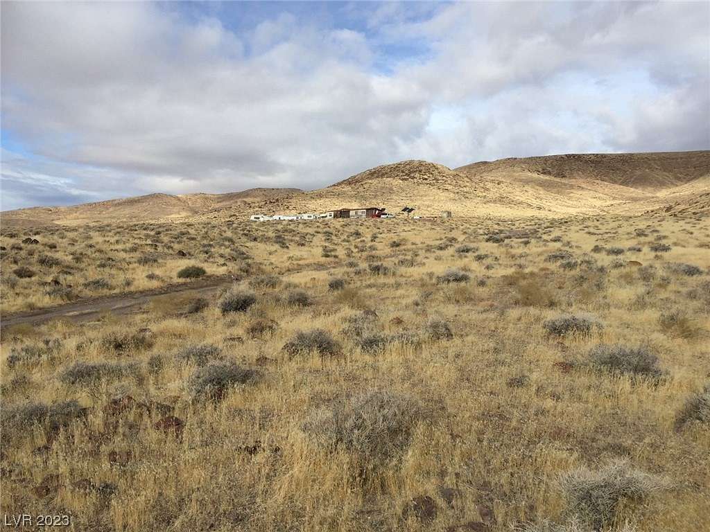 800 Acres of Land for Sale in Silver Springs, Nevada