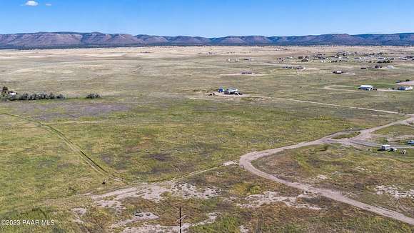 15 Acres of Land for Sale in Paulden, Arizona