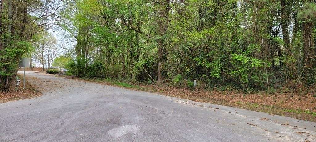 4.44 Acres of Commercial Land for Sale in Snellville, Georgia