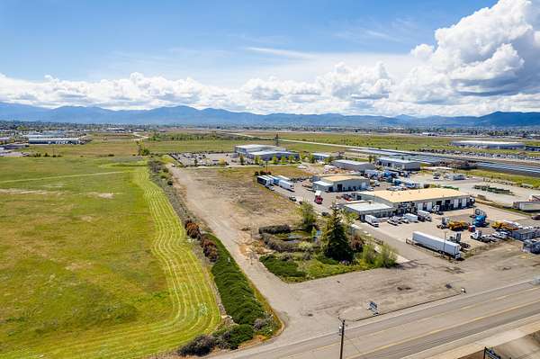2.28 Acres of Commercial Land for Sale in Medford, Oregon