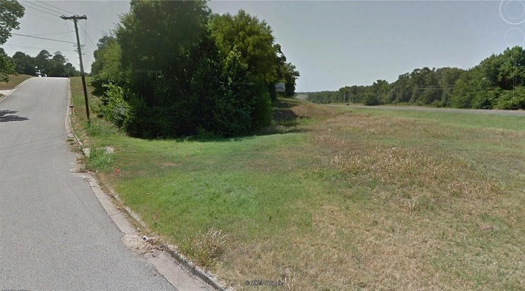 5.55 Acres of Land for Sale in Palestine, Texas