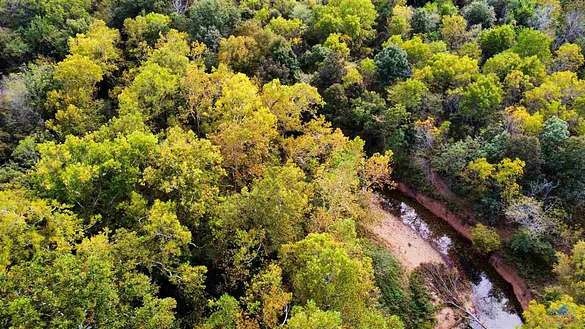 980 Acres of Recreational Land for Sale in Quincy, Missouri
