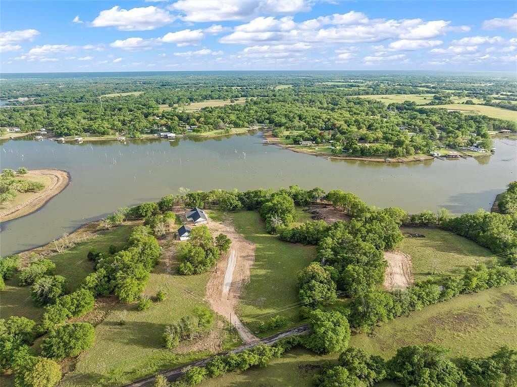 1.2 Acres of Residential Land for Sale in Thornton, Texas