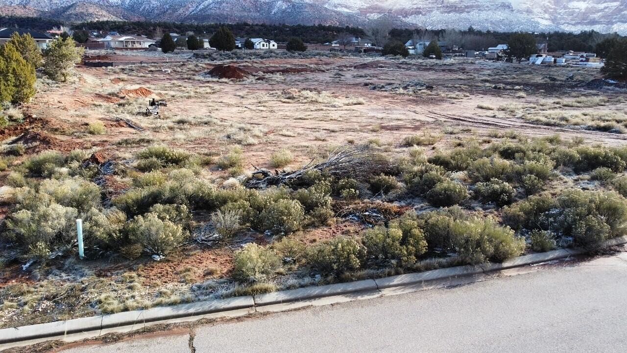 0.96 Acres of Residential Land for Sale in Apple Valley, Utah