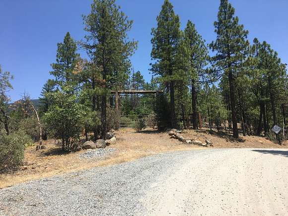 5 Acres of Land for Sale in Greenville, California