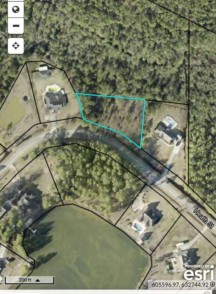 0.9 Acres of Residential Land for Sale in Baxley, Georgia