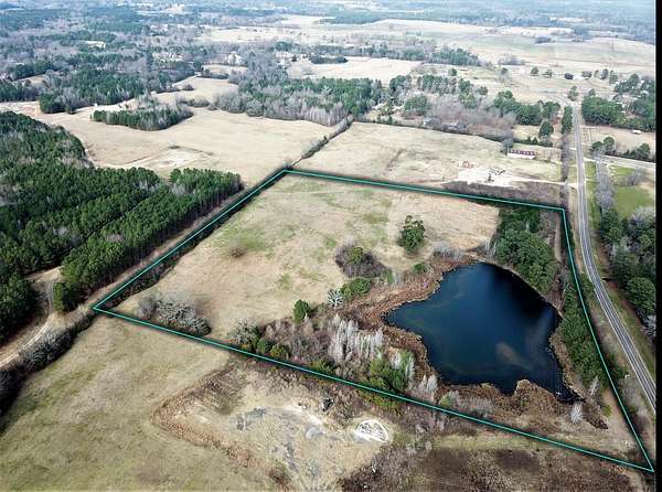 20.5 Acres of Recreational & Residential Land for Sale in Kilgore, Texas