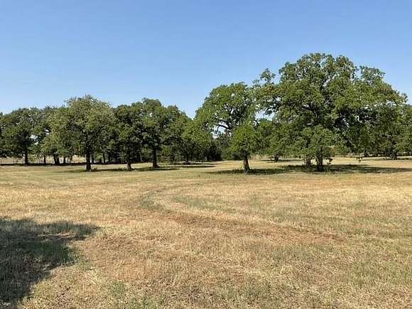 1.125 Acres of Residential Land for Sale in Burleson, Texas