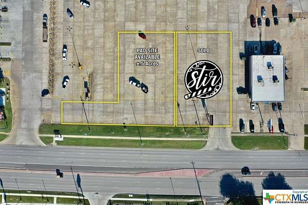 0.5 Acres of Commercial Land for Sale in Victoria, Texas