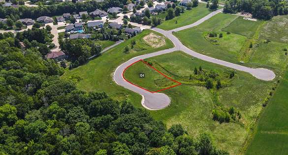 0.47 Acres of Residential Land for Sale in Menasha, Wisconsin