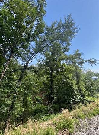 1 Acre of Residential Land for Sale in Broken Bow, Oklahoma
