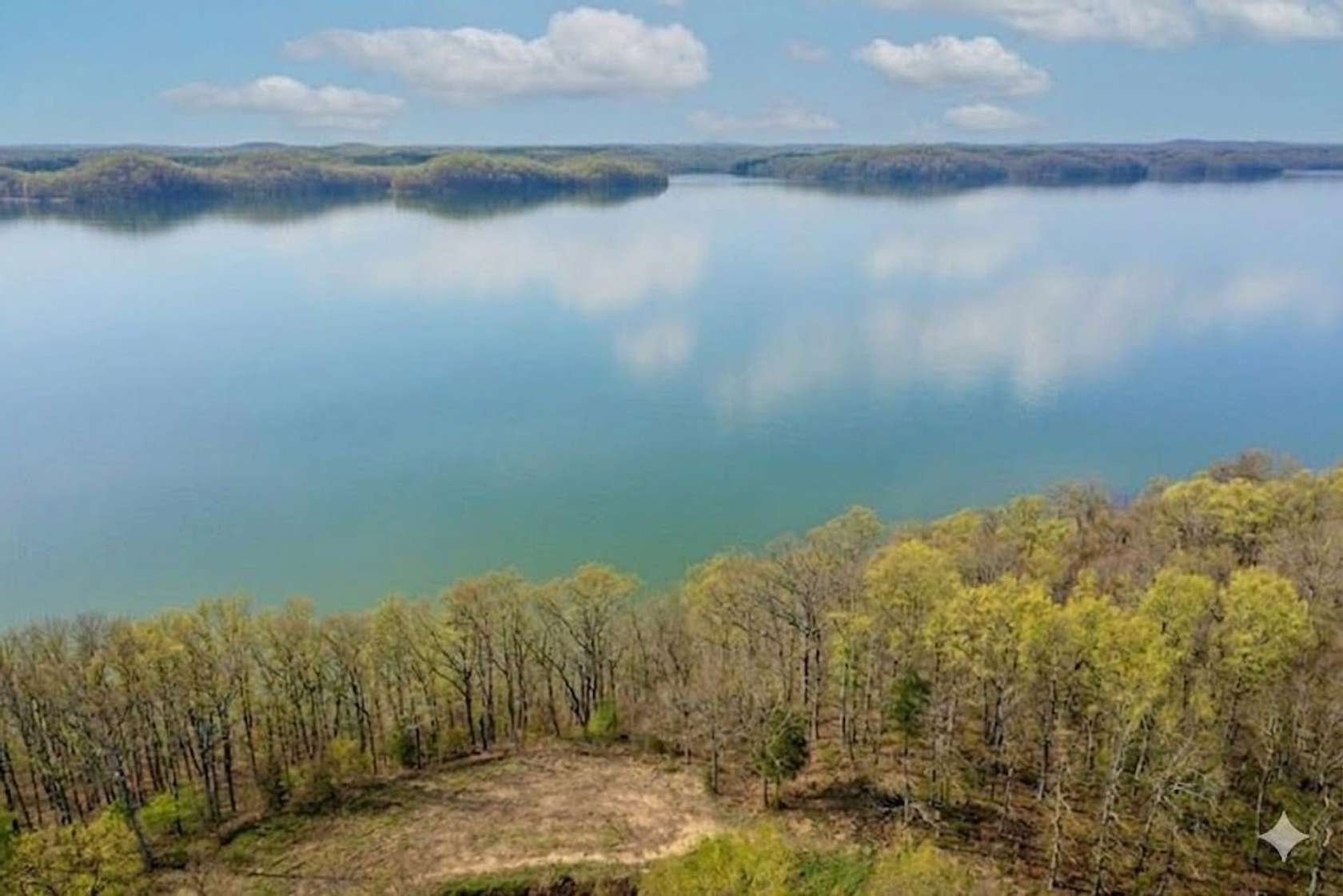 2.47 Acres of Land for Sale in Waverly, Tennessee