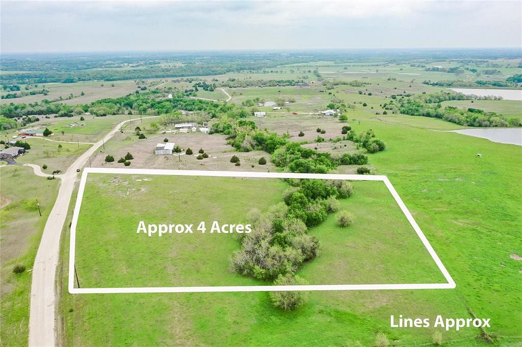4 Acres of Residential Land for Sale in Farmersville, Texas