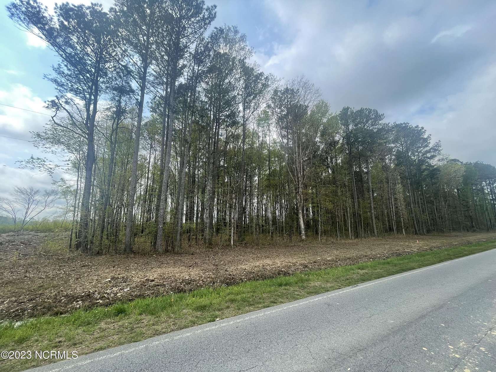 0.99 Acres of Residential Land for Sale in Ahoskie, North Carolina