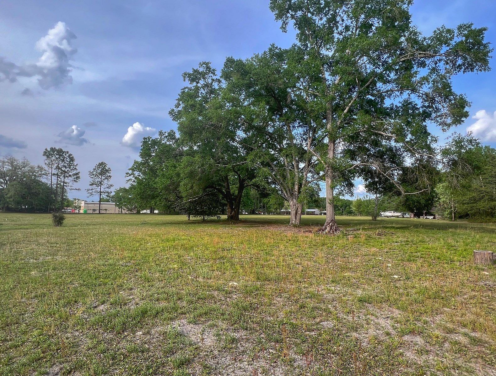 2 Acres of Mixed-Use Land for Sale in Bell, Florida