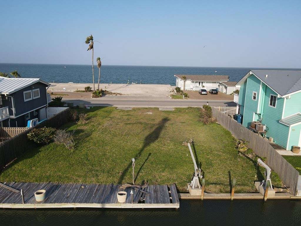 0.129 Acres of Residential Land for Sale in Rockport, Texas