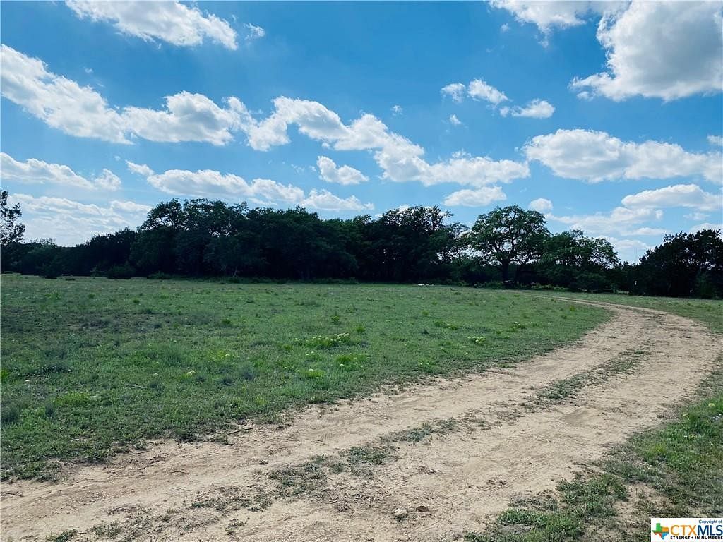 6.8 Acres of Improved Residential Land for Sale in Florence, Texas