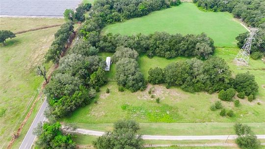 3.1 Acres of Residential Land for Sale in Plant City, Florida