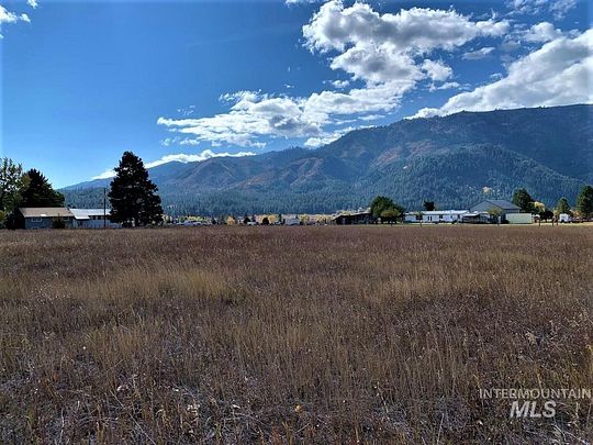 3.3 Acres of Land for Sale in Garden Valley, Idaho