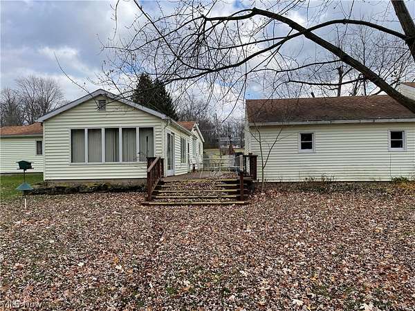 3.79 Acres of Residential Land with Home for Sale in Mineral Ridge, Ohio