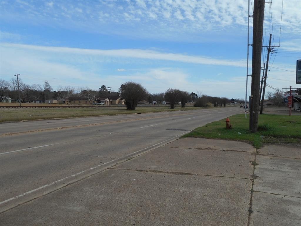 0.78 Acres of Commercial Land for Sale in Springhill, Louisiana
